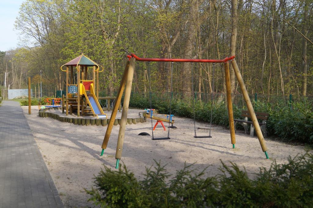 Apartament Sloneczny سفينويتشي الغرفة الصورة